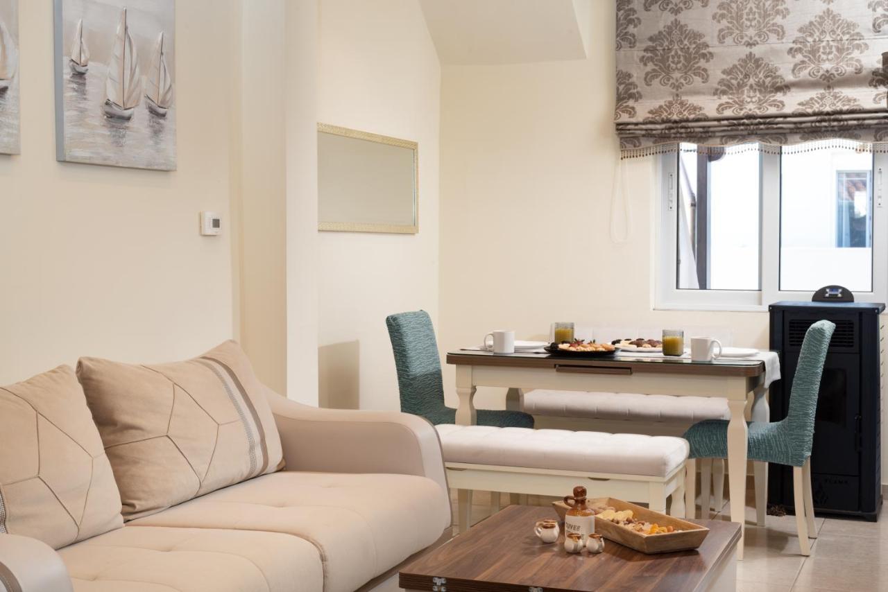 Mironia Apartment Candia Esterno foto
